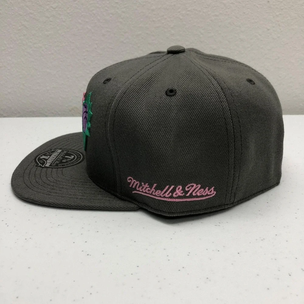 Phoenix Suns Hat Cap Fitted Mens 7 3/8 Gray NBA HWC Basketball Mitchell & Ness
